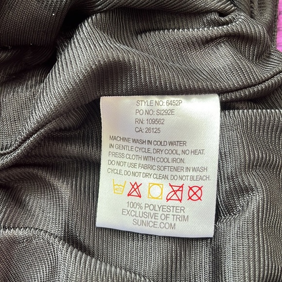 Sunice size S Typhoon ladies golf rain pants. - Picture 8 of 8